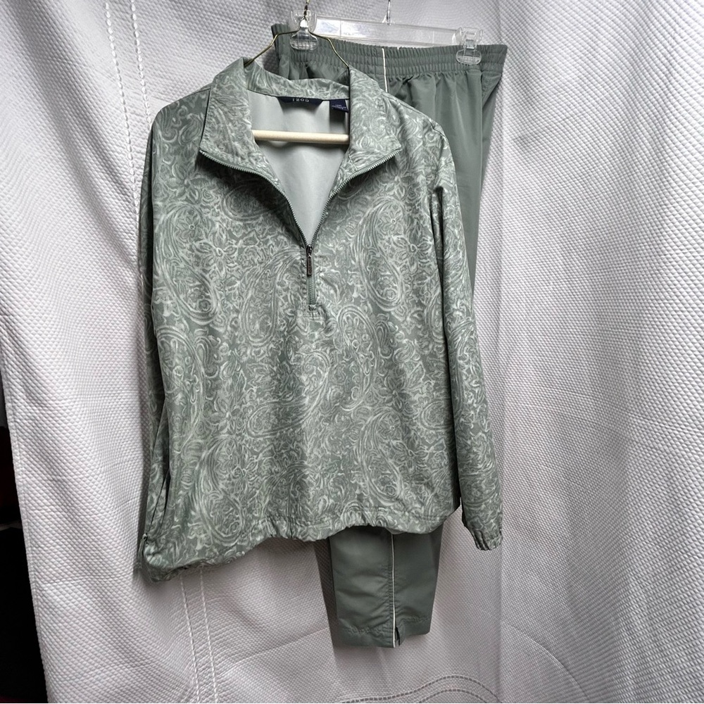 Izod Green‎ Tracksuit  Lightweight Relaxed Fit top large pants medium